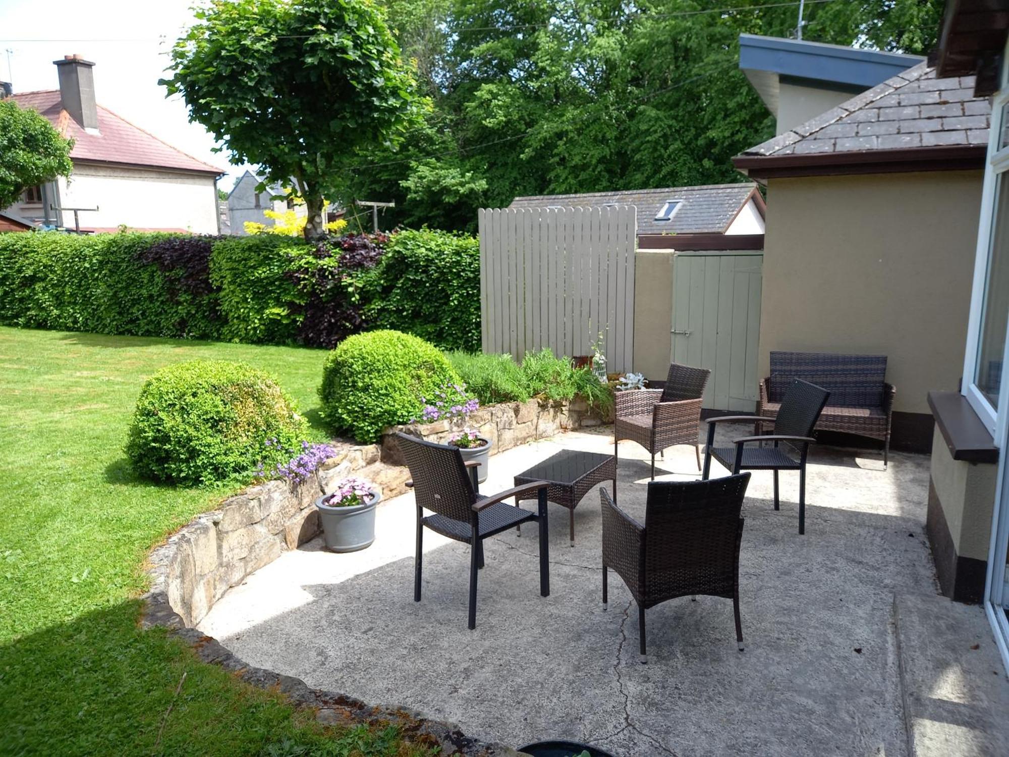 Carraig Rua Bed & Breakfast Килкени Екстериор снимка