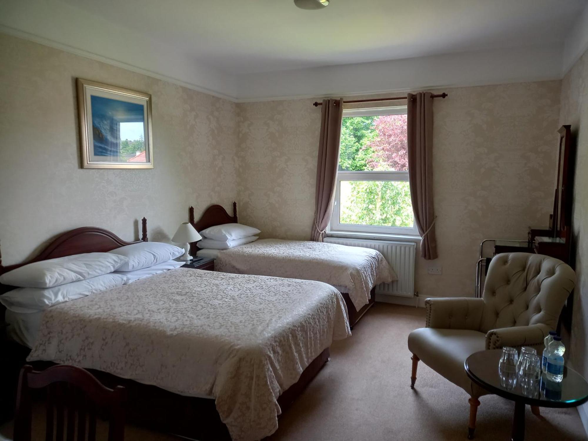 Carraig Rua Bed & Breakfast Килкени Екстериор снимка