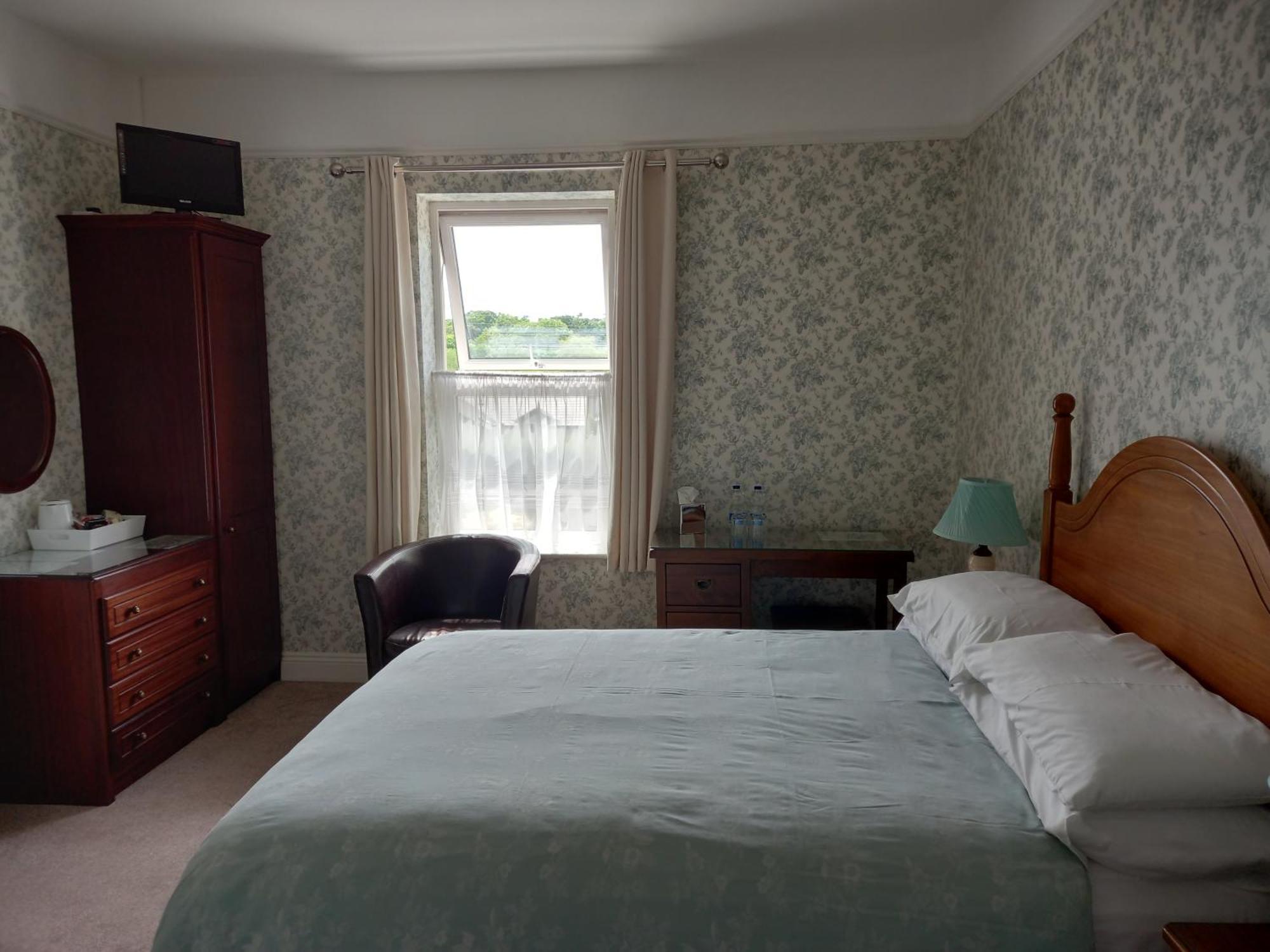Carraig Rua Bed & Breakfast Килкени Екстериор снимка